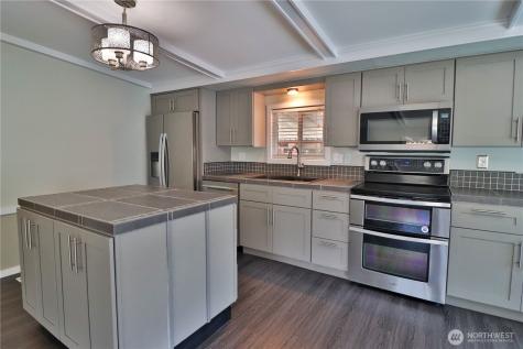 2500 S 370 Street Federal Way WA 98003