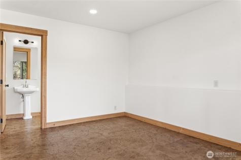906 Lince Avenue Winthrop WA 98862