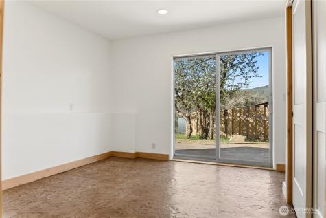 906 Lince Avenue Winthrop WA 98862