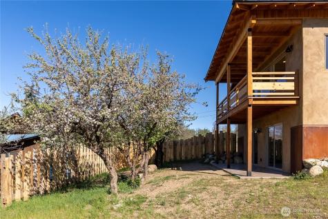 906 Lince Avenue Winthrop WA 98862
