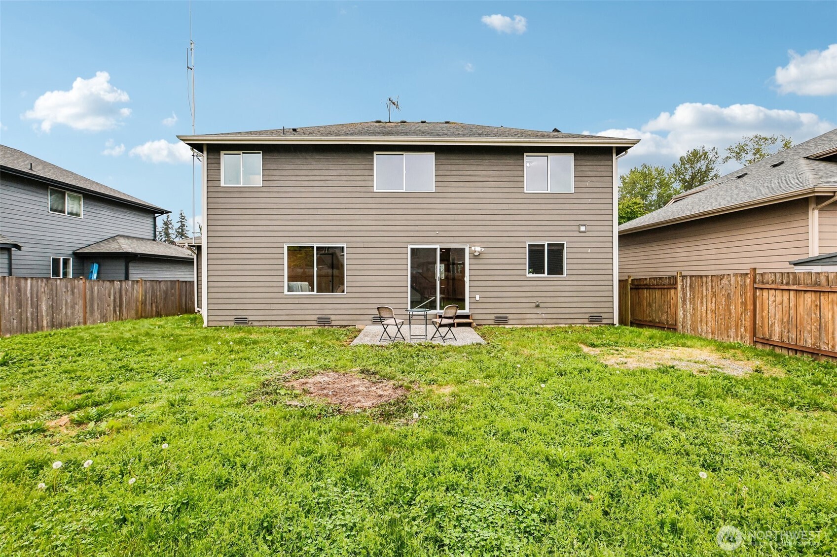 2333 122nd Place SE Everett WA 98302