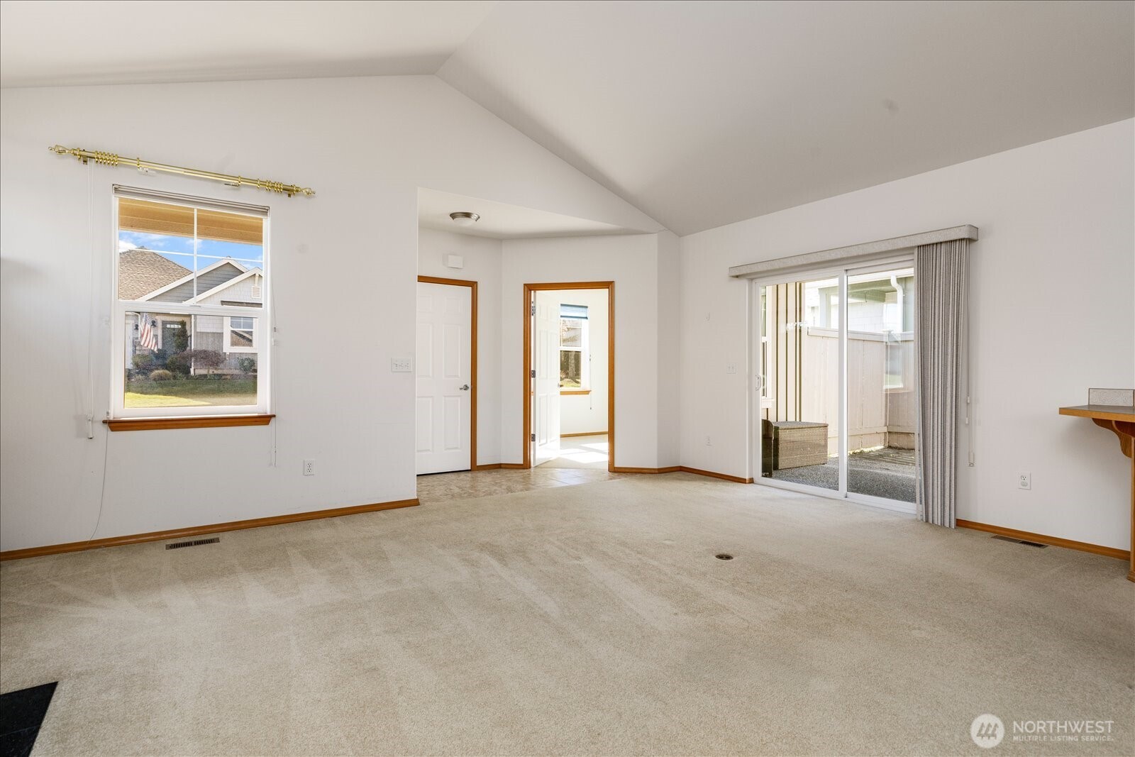 1637 SW Vanguard Street Oak Harbor WA 98277