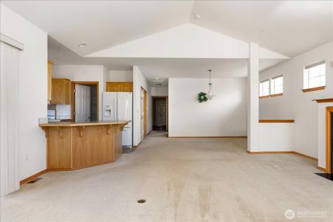1637 SW Vanguard Street Oak Harbor WA 98277