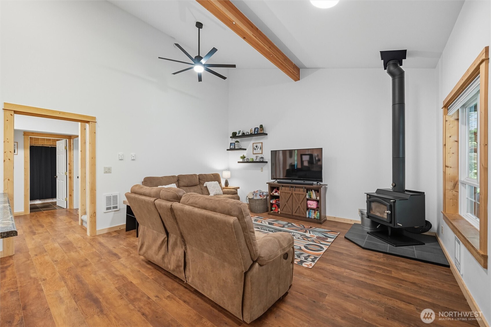 7533 Canyon View Drive Deming WA 98244