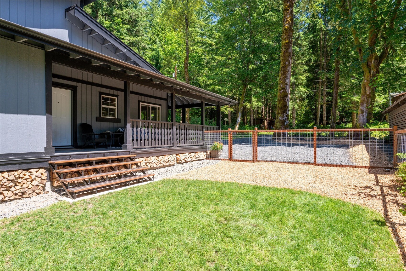 7533 Canyon View Drive Deming WA 98244
