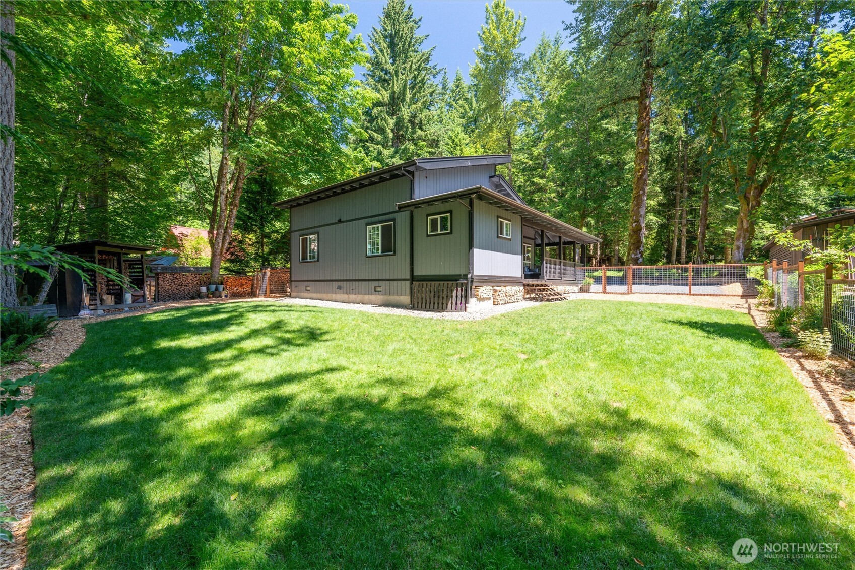 7533 Canyon View Drive Deming WA 98244