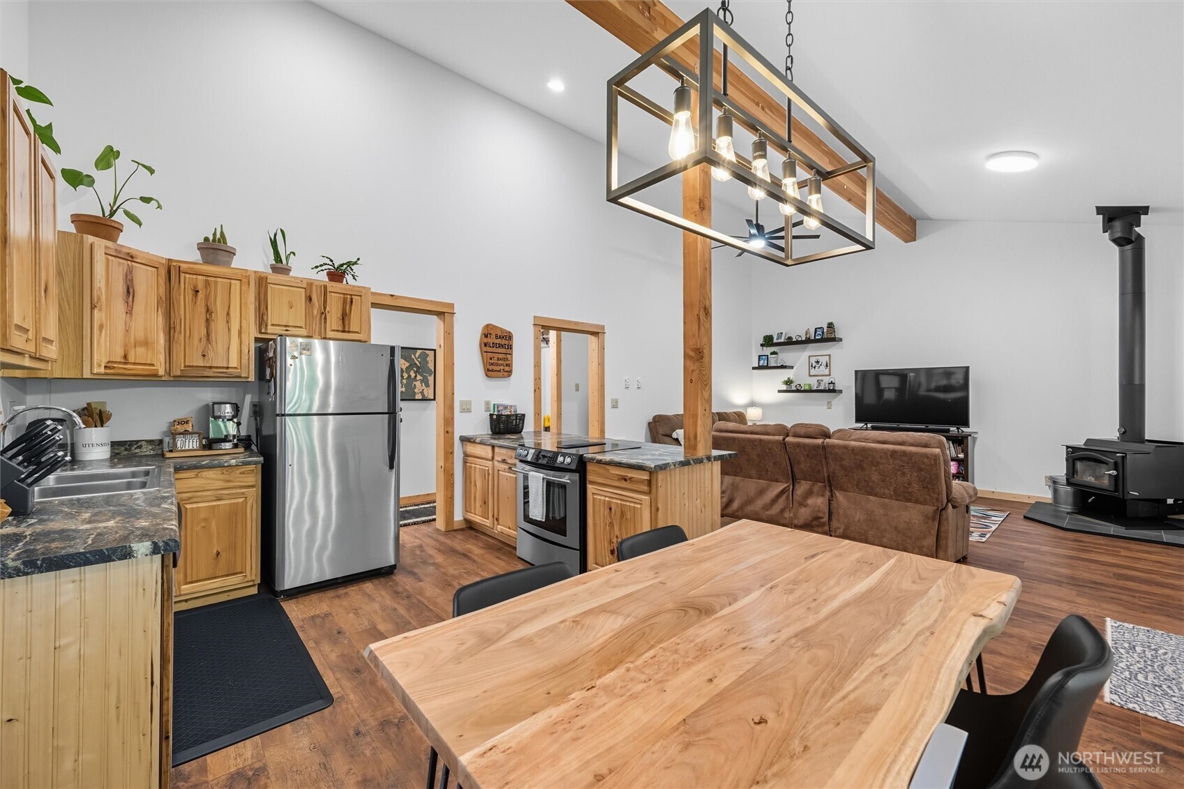 7533 Canyon View Drive Deming WA 98244