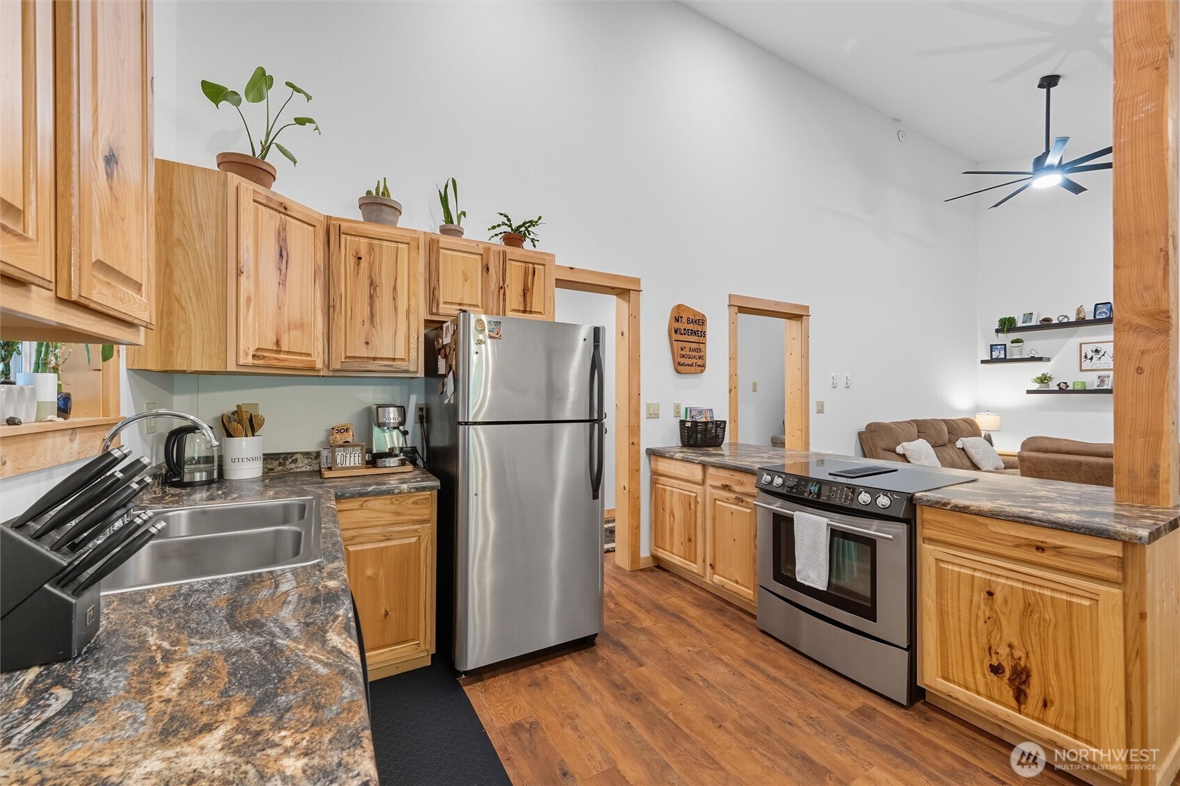 7533 Canyon View Drive Deming WA 98244