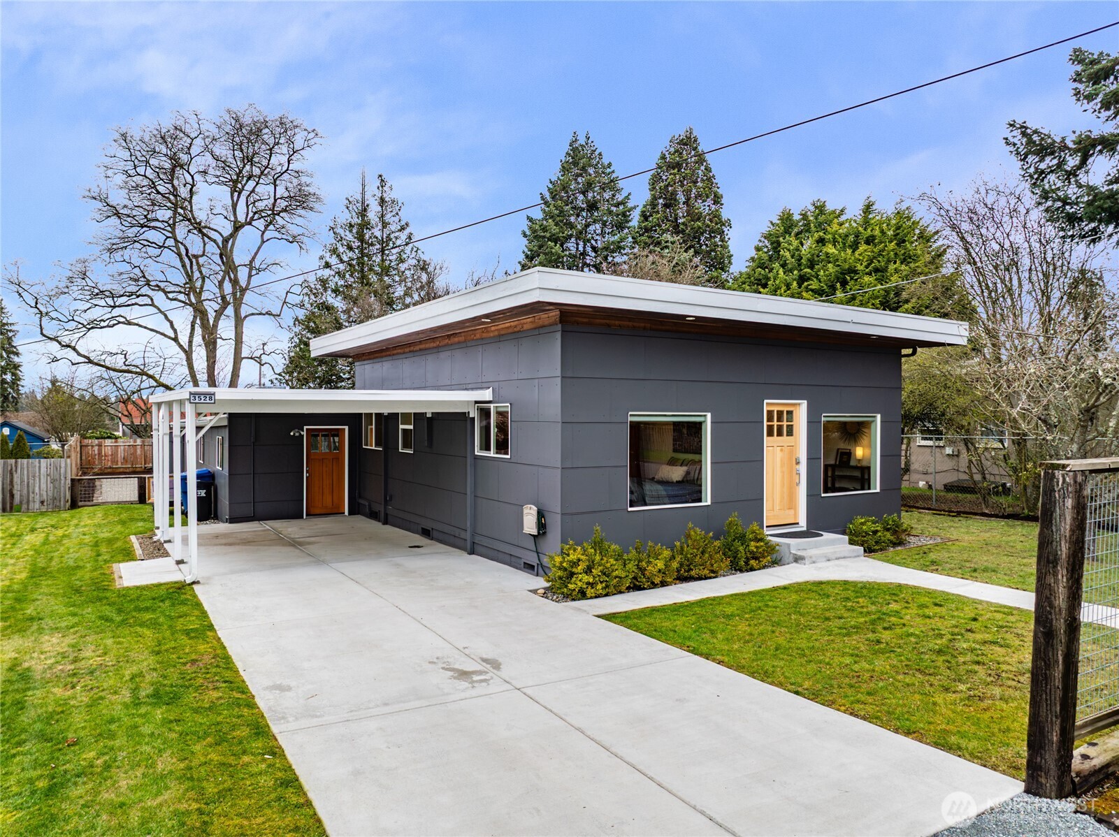 3528 SW 98th Street Seattle WA 98126