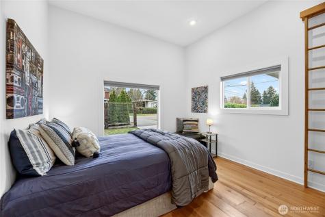 3528 SW 98th Street Seattle WA 98126