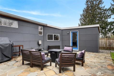 3528 SW 98th Street Seattle WA 98126