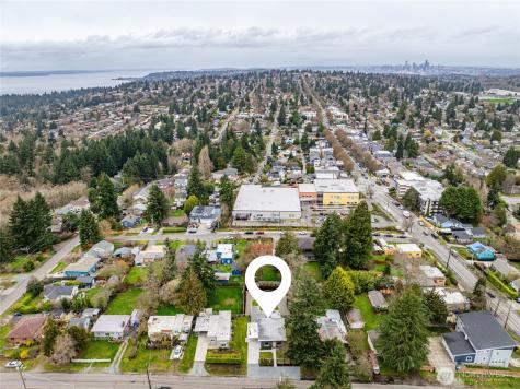 3528 SW 98th Street Seattle WA 98126