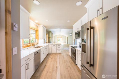 530 Montgomery Lane Port Ludlow WA 98365