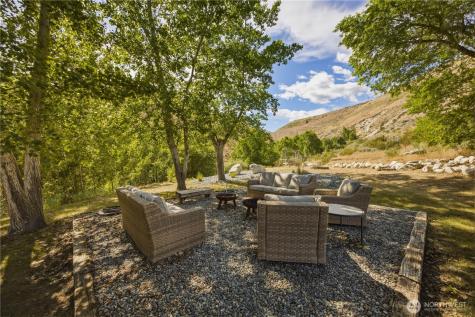 25505 Us Highway 97 Pateros WA 98846