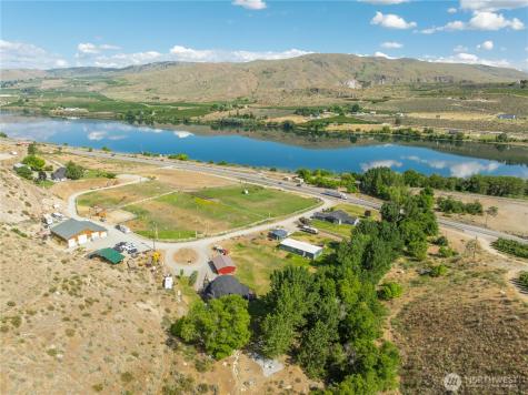 25505 Us Highway 97 Pateros WA 98846
