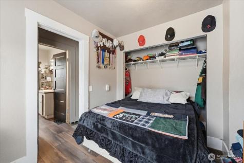 608 N Bradley Street Chelan WA 98816
