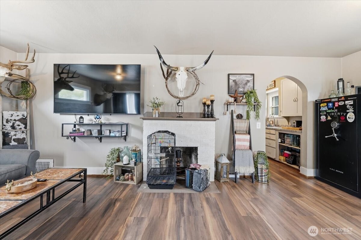 608 N Bradley Street Chelan WA 98816
