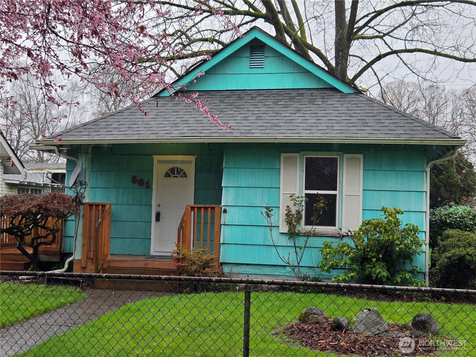 561 15th Avenue Longview WA 98632