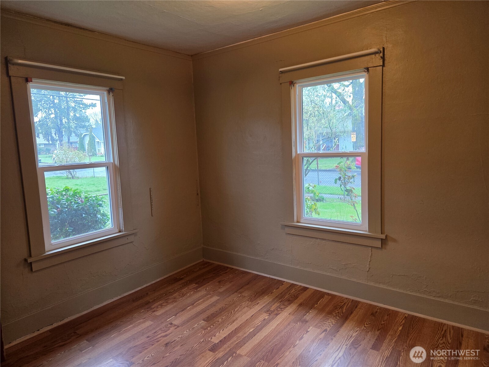 561 15th Avenue Longview WA 98632