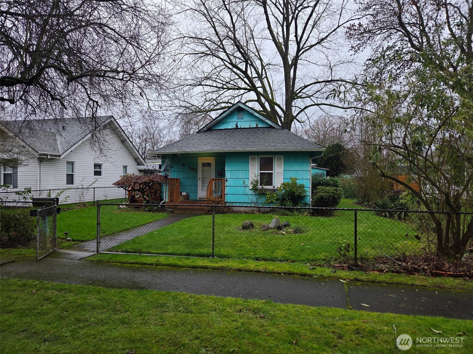 561 15th Avenue Longview WA 98632