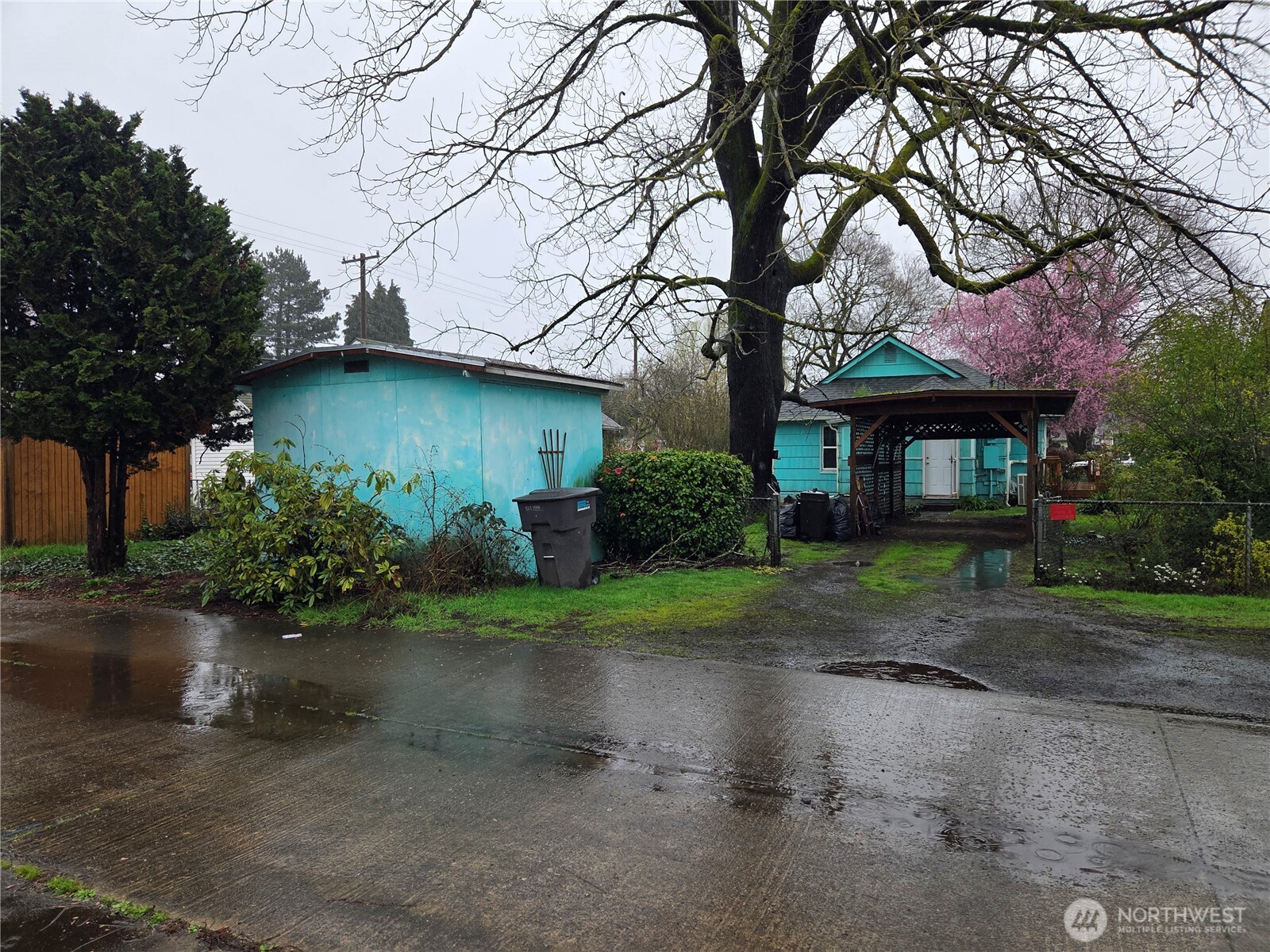 561 15th Avenue Longview WA 98632