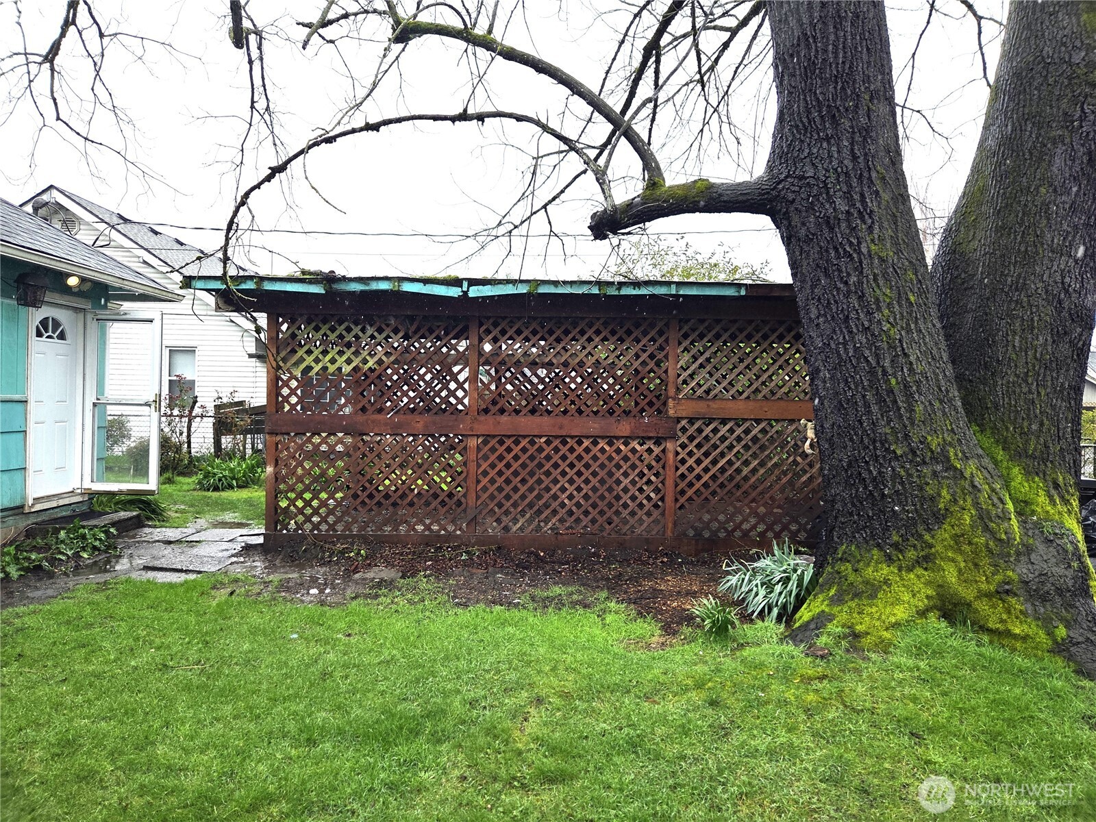 561 15th Avenue Longview WA 98632