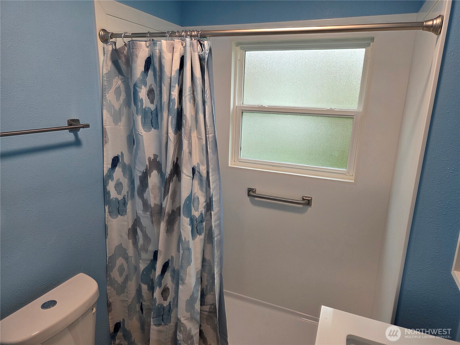 561 15th Avenue Longview WA 98632