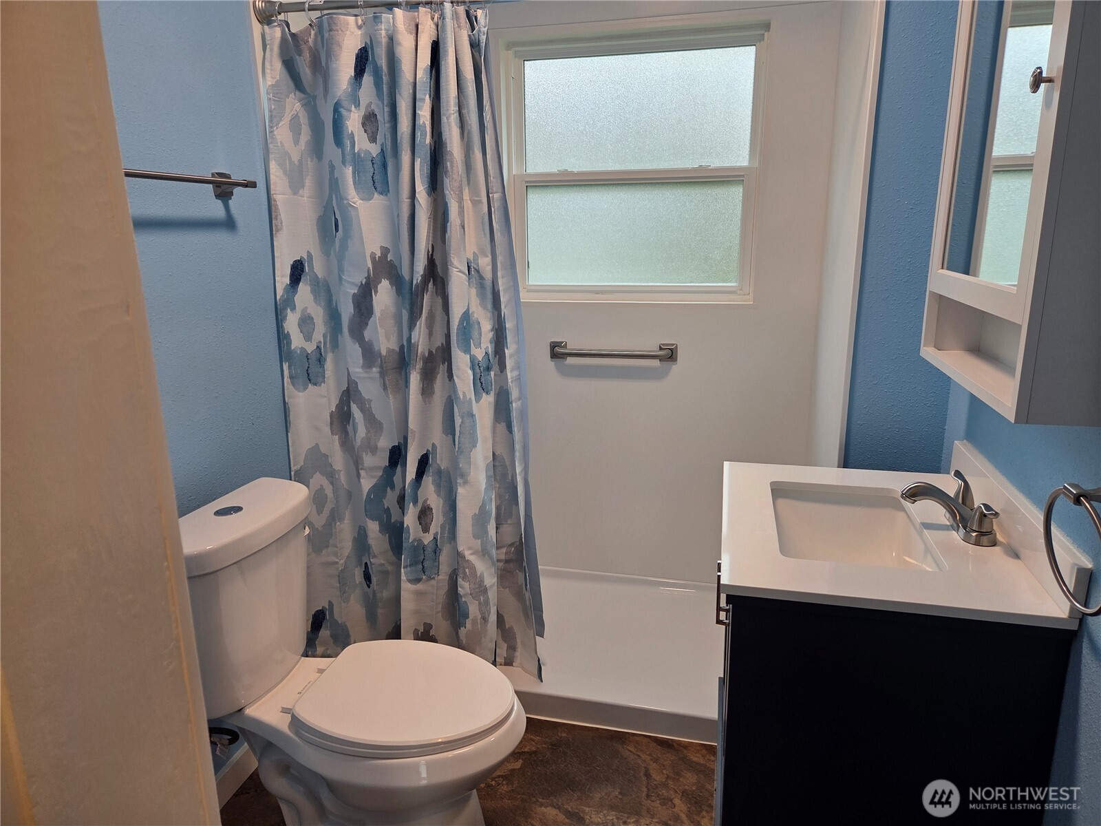 561 15th Avenue Longview WA 98632