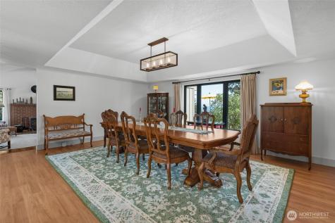 305 NW Coveland Street Coupeville WA 98239