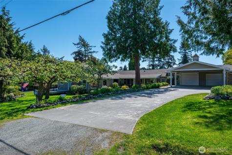 305 NW Coveland Street Coupeville WA 98239