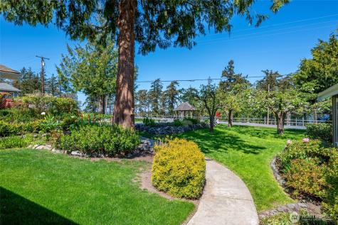 305 NW Coveland Street Coupeville WA 98239