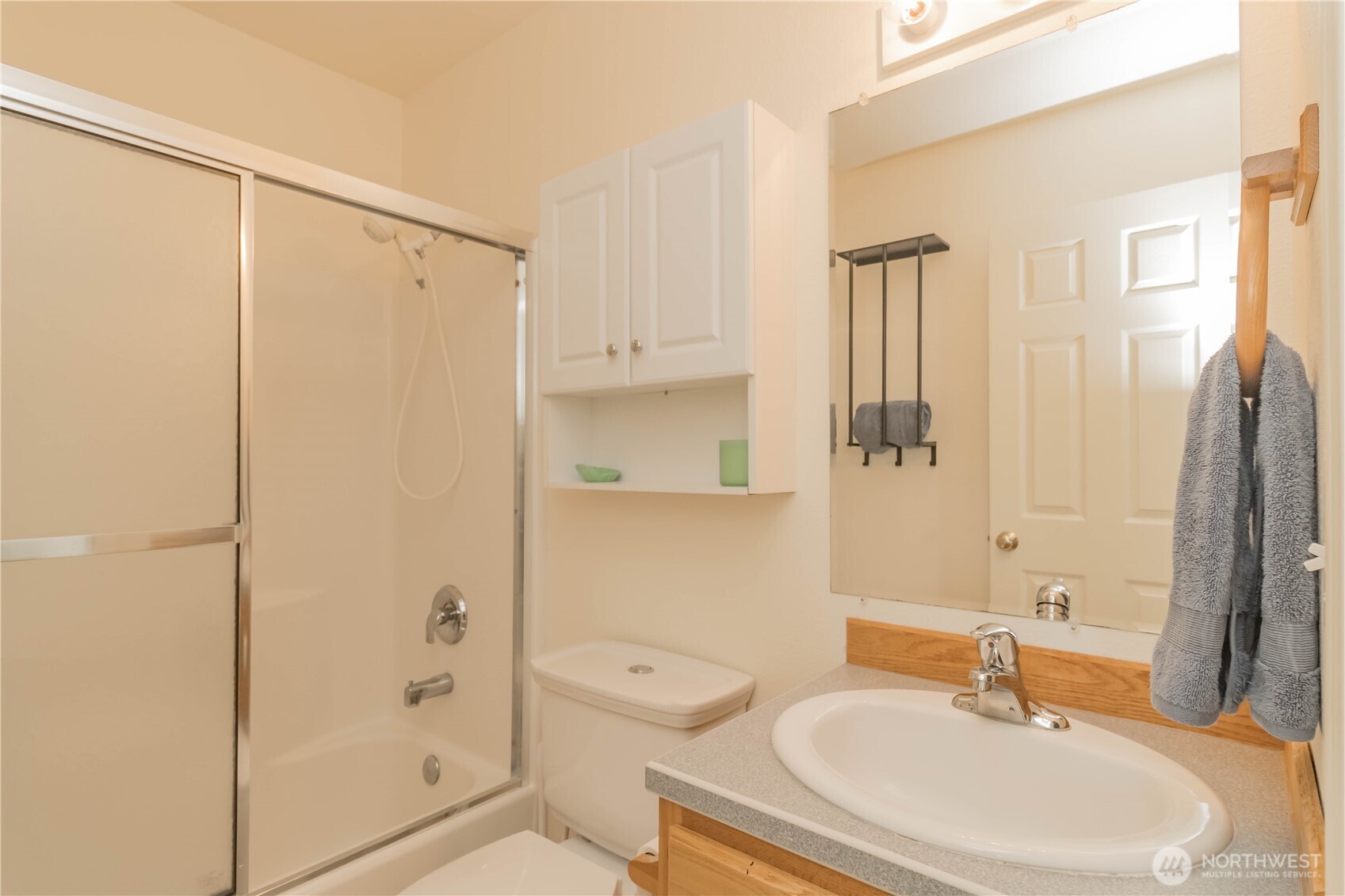 555 Ensign Avenue NW Ocean Shores WA 98569