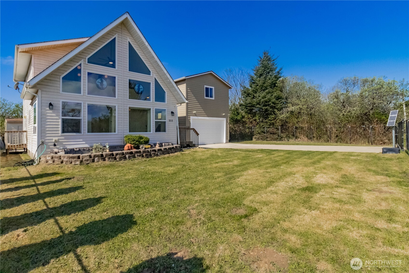 555 Ensign Avenue NW Ocean Shores WA 98569