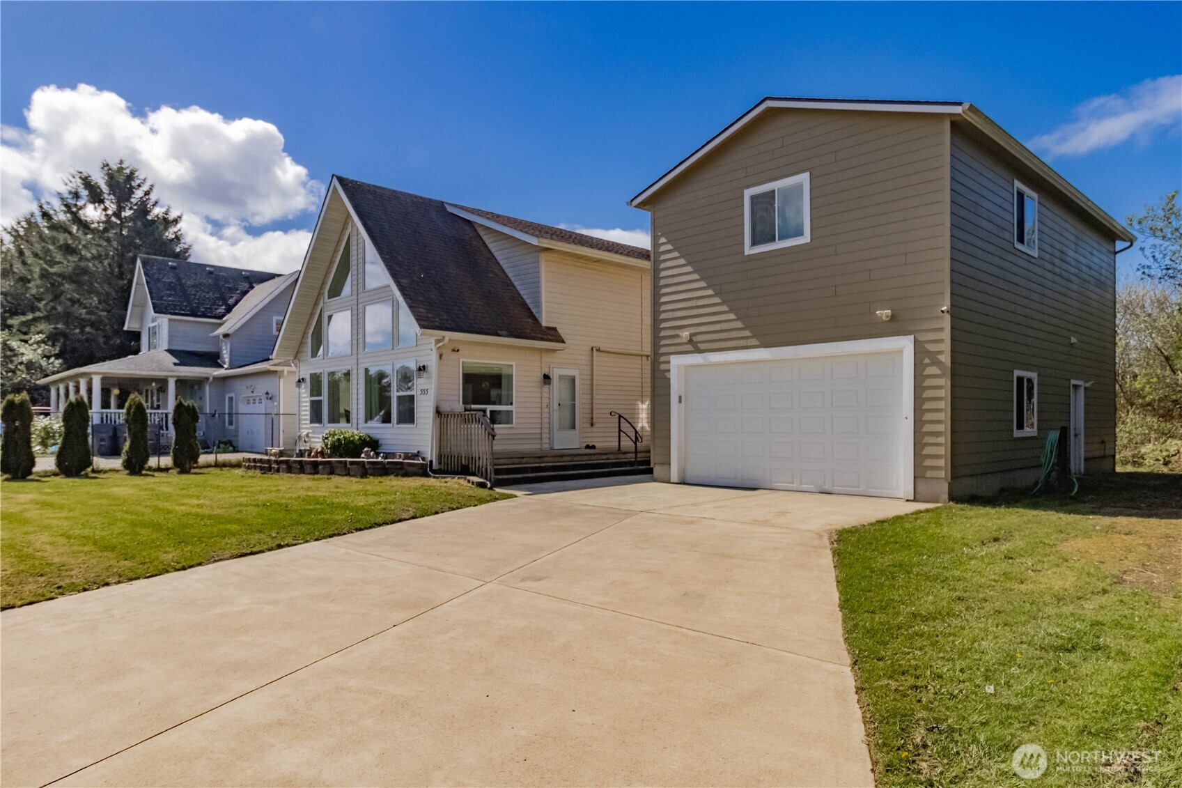 555 Ensign Avenue NW Ocean Shores WA 98569