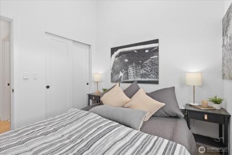 832 S Sullivan Street Seattle WA 98108