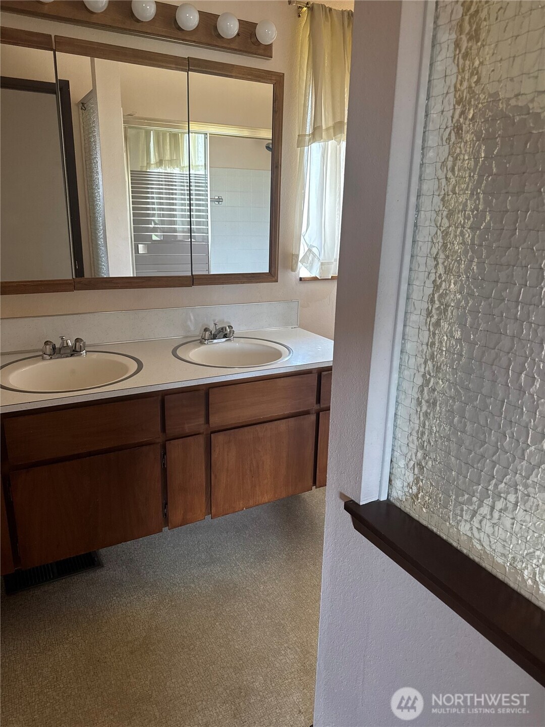 4464 122nd Avenue SE Bellevue WA 98006
