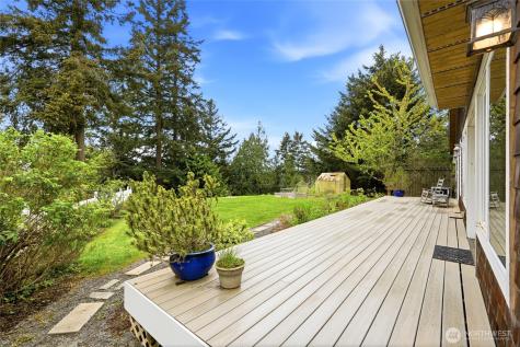 2780 S Utopian Way Camano Island WA 98282