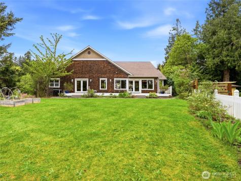 2780 S Utopian Way Camano Island WA 98282