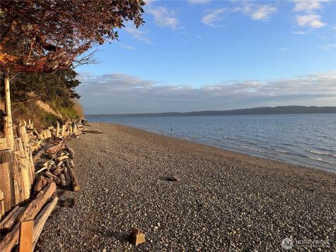 2780 S Utopian Way Camano Island WA 98282