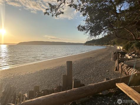 2780 S Utopian Way Camano Island WA 98282