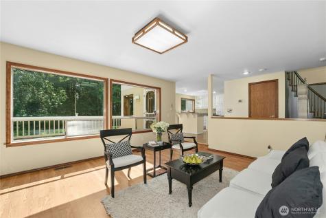 209 SW 331st Place Federal Way WA 98023