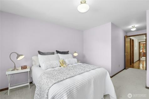 209 SW 331st Place Federal Way WA 98023