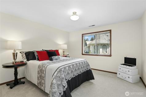 209 SW 331st Place Federal Way WA 98023
