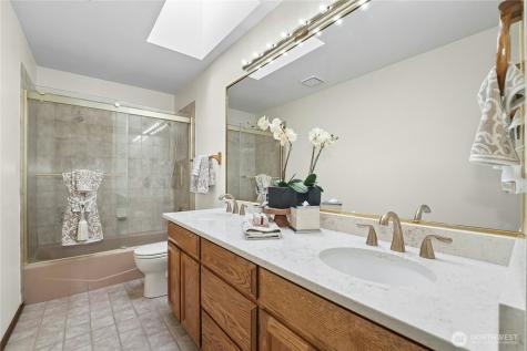 209 SW 331st Place Federal Way WA 98023