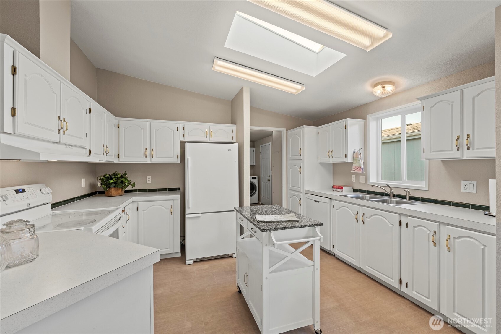 23825 15th Avenue SE Bothell WA 98021