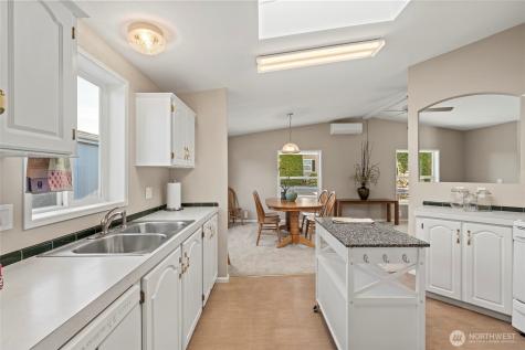 23825 15th Avenue SE Bothell WA 98021