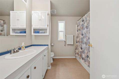 23825 15th Avenue SE Bothell WA 98021
