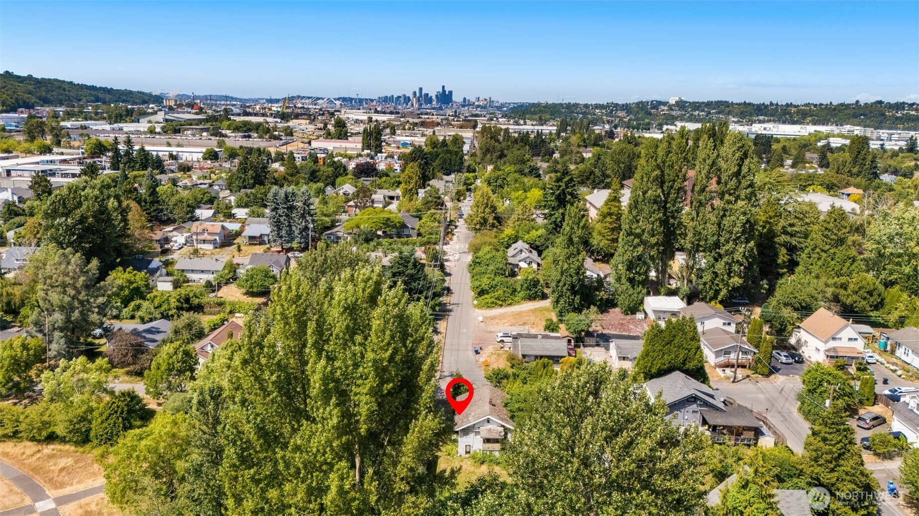 565 S Director Seattle WA 98108