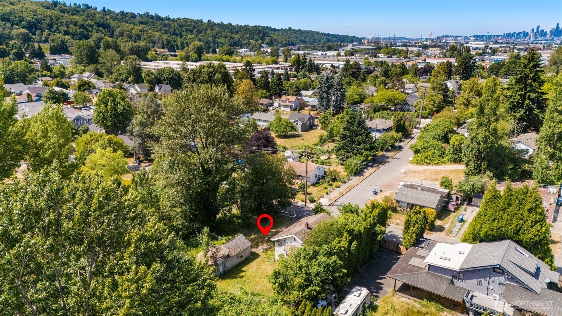 565 S Director Seattle WA 98108