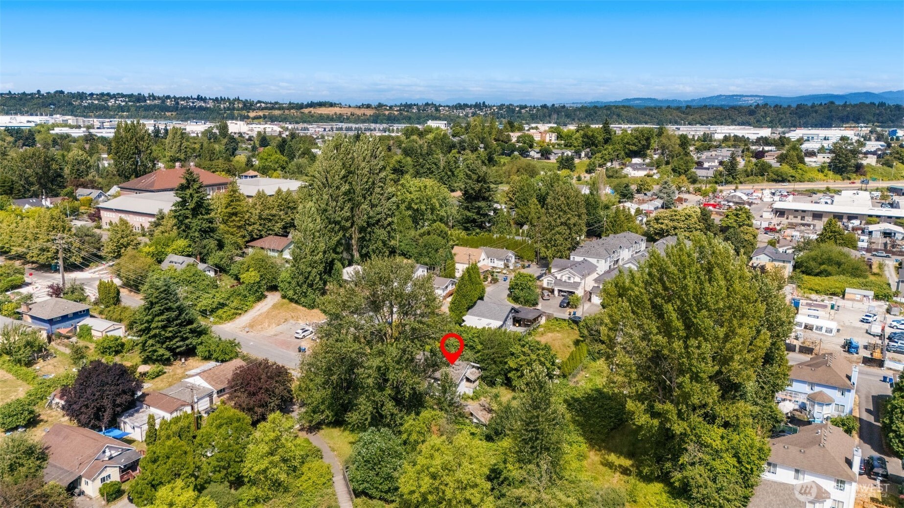 565 S Director Seattle WA 98108